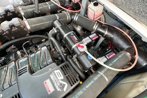 KNOT AT WORK 34ft Sea Ray Yacht For Sale