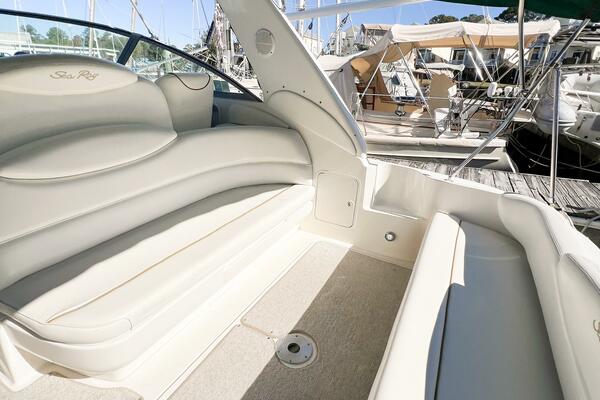 KNOT AT WORK 34ft Sea Ray Yacht For Sale