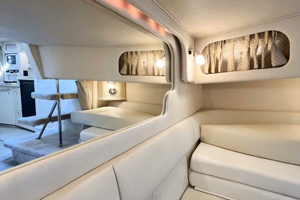 KNOT AT WORK 34ft Sea Ray Yacht For Sale