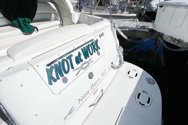 KNOT AT WORK 34ft Sea Ray Yacht For Sale