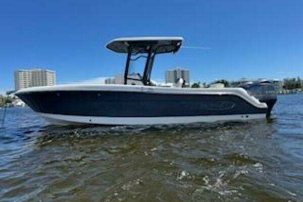 24-ft-Robalo-2022-R242 Center Console- Fort Lauderdale Florida United States  yacht for sale