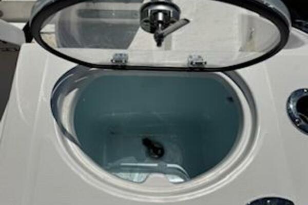 24ft Robalo Yacht For Sale