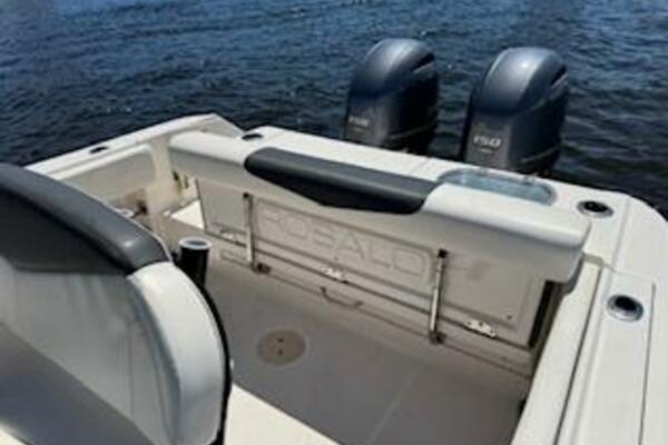 24ft Robalo Yacht For Sale