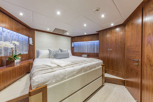 Hargrave Raised Pilothouse Yacht For Sale