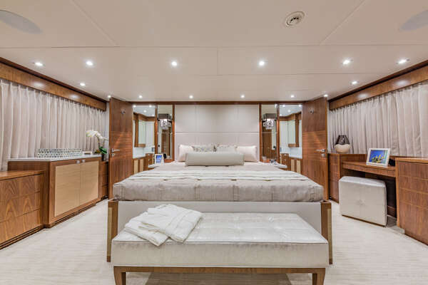 Hargrave Raised Pilothouse Yacht For Sale