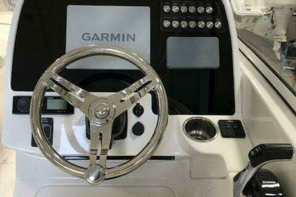 Photo of the 2018 Edgewater 248CX Crossover