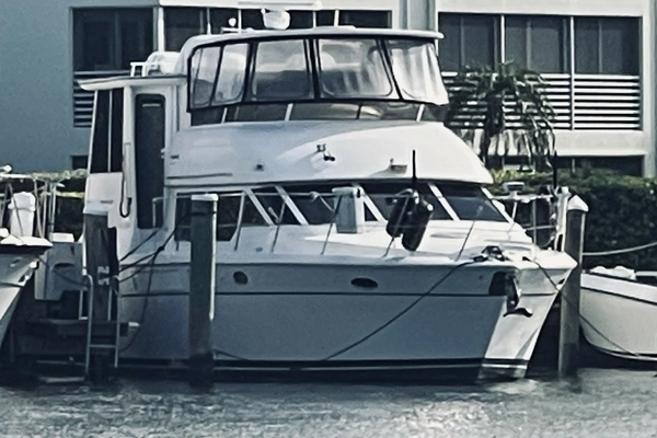 1997 CARVER YACHTS 50
