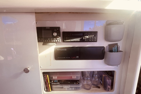 50ft CARVER YACHTS Yacht For Sale