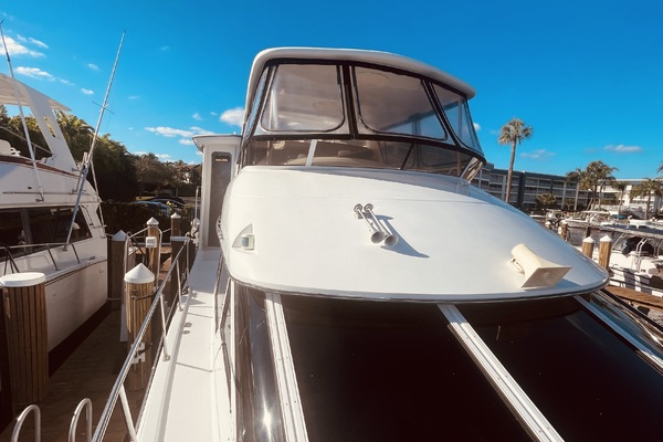 50ft CARVER YACHTS Yacht For Sale