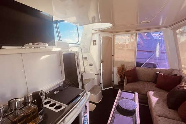 1997 CARVER YACHTS 50