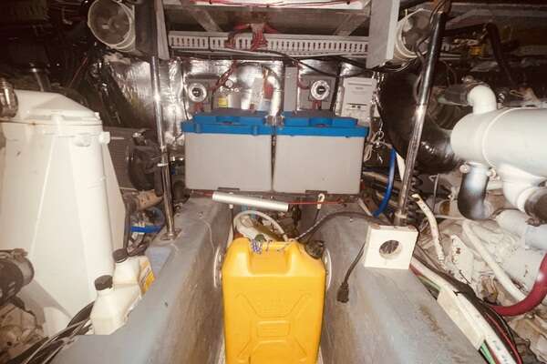 1997 CARVER YACHTS 50