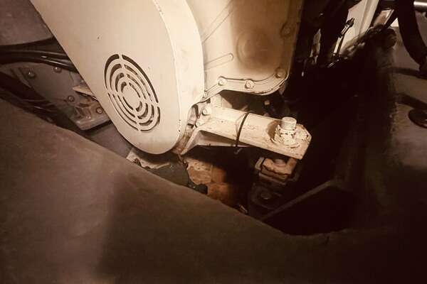 1997 CARVER YACHTS 50