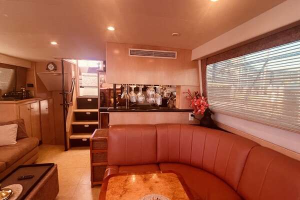 1997 CARVER YACHTS 50