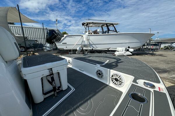 23ft Tidewater Yacht For Sale