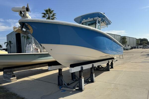 27ft Everglades Yacht For Sale