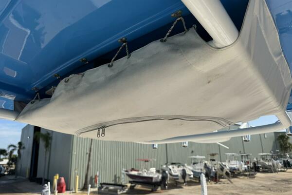 27ft Everglades Yacht For Sale