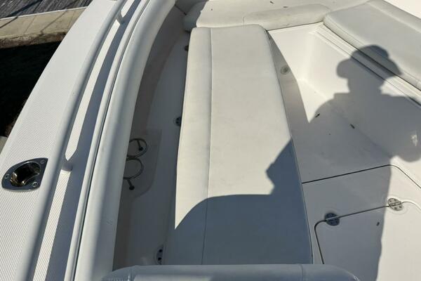 27ft Everglades Yacht For Sale