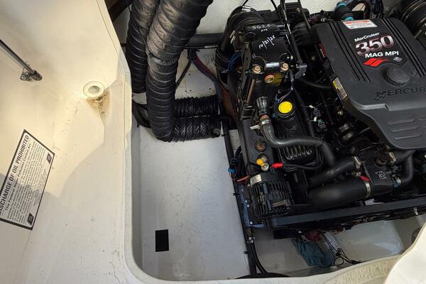 24ft Regal Yacht For Sale