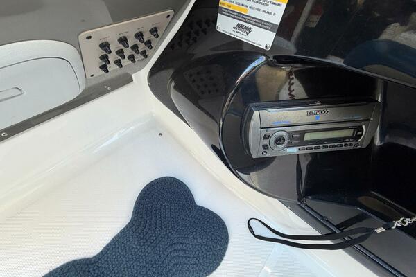 24ft Regal Yacht For Sale