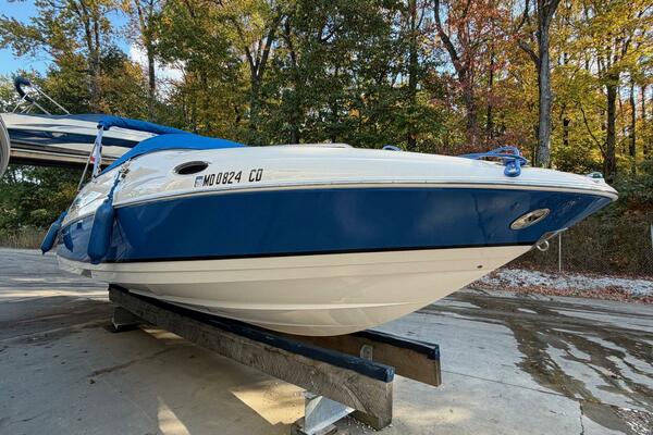 24ft Regal Yacht For Sale