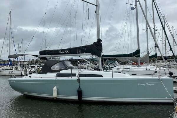 31-ft-Hanse-2017-315-Stormy Temper Rochester New York United States  yacht for sale