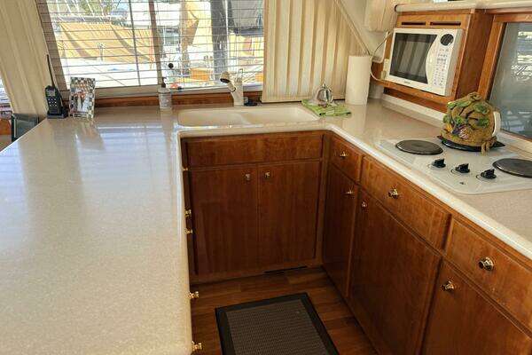 Navigator 4800 Yacht For Sale