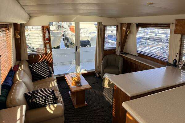 Navigator 4800 Yacht For Sale
