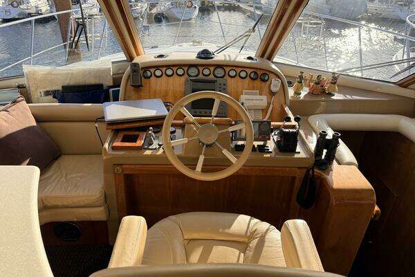 Navigator 4800 Yacht For Sale
