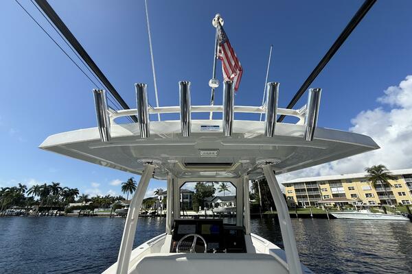 28ft Pursuit Yacht For Sale