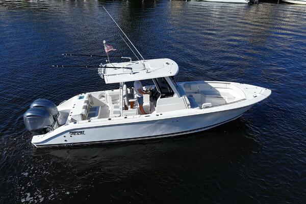 28ft Pursuit Yacht For Sale