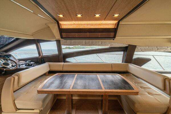 Azimut 64 Fly Yacht For Sale