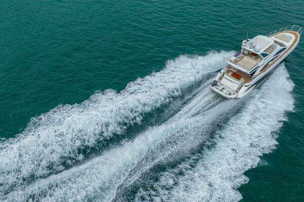 Azimut 64 Fly Yacht For Sale