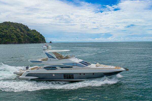 Azimut 64 Fly Yacht For Sale