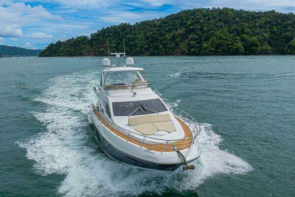 Azimut 64 Fly Yacht For Sale