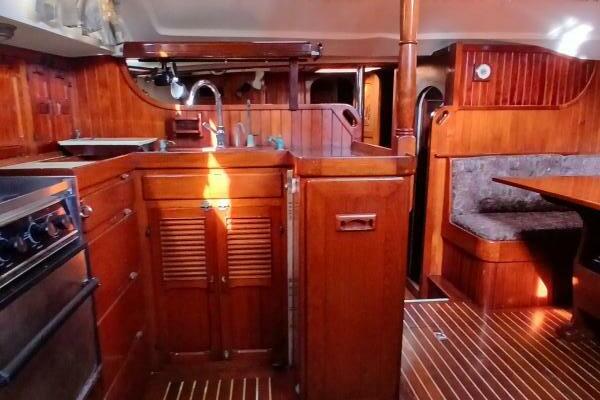 Lady Bella 45ft Hardin Yacht For Sale