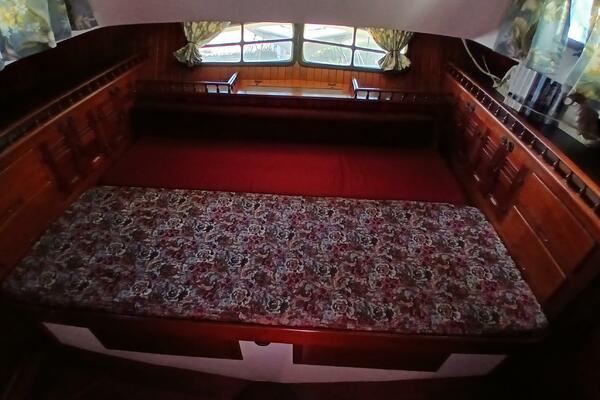 Lady Bella 45ft Hardin Yacht For Sale