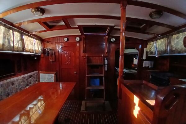 Lady Bella 45ft Hardin Yacht For Sale