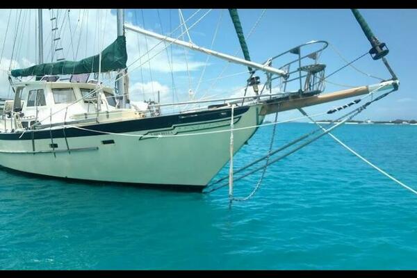 Lady Bella 45ft Hardin Yacht For Sale