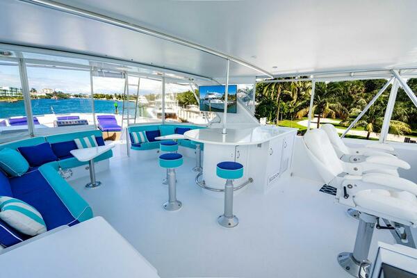 WATER BORN 75ft Hatteras Yacht For Sale