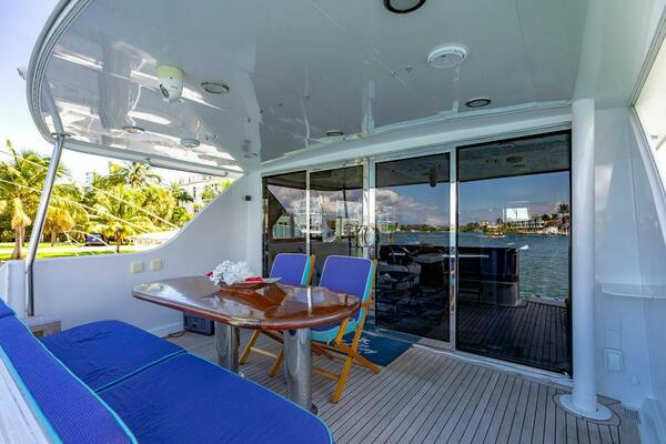 WATER BORN 75ft Hatteras Yacht For Sale