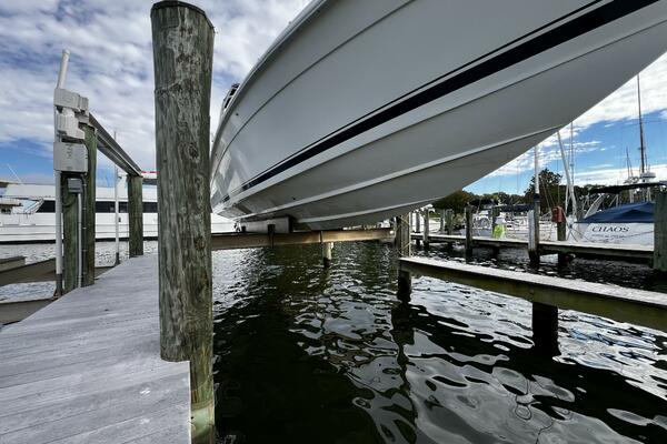 33ft Avanti Yacht For Sale