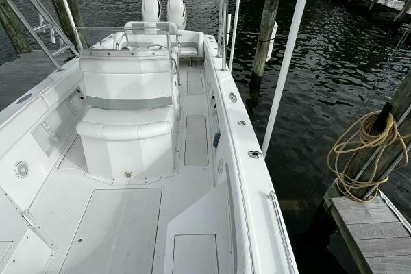 33ft Avanti Yacht For Sale