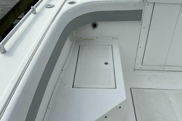 33ft Avanti Yacht For Sale