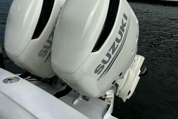 33ft Avanti Yacht For Sale