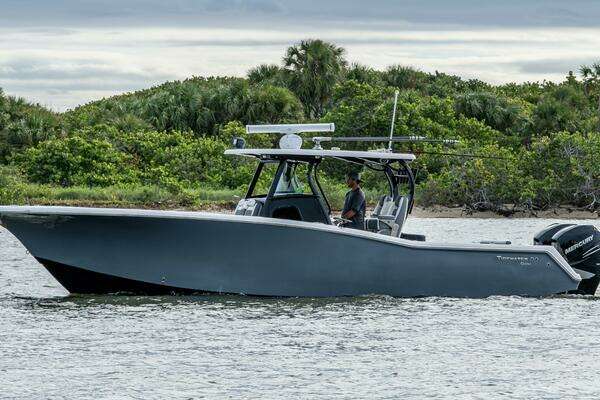 32-ft-Tidewater-2020-320 CC-Going Propless Jupiter Florida United States  yacht for sale