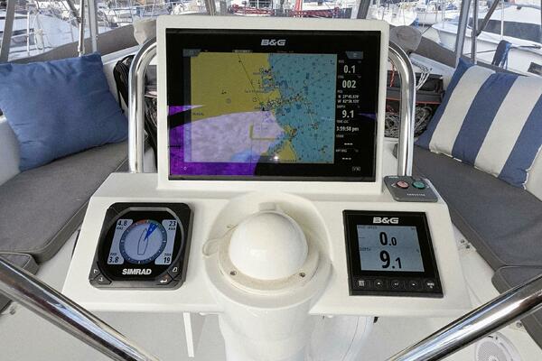 37ft Beneteau Yacht For Sale