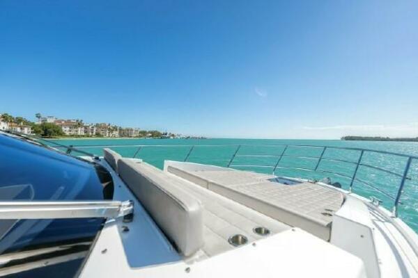 RELENTLESS 50ft Azimut Yacht For Sale