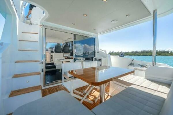 RELENTLESS 50ft Azimut Yacht For Sale