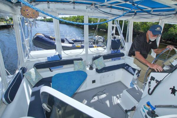 Scout 40ft Manta Yacht For Sale