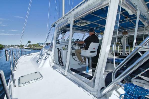 Scout 40ft Manta Yacht For Sale